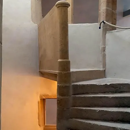 Maison Colodge - Trevoux Aparthotel